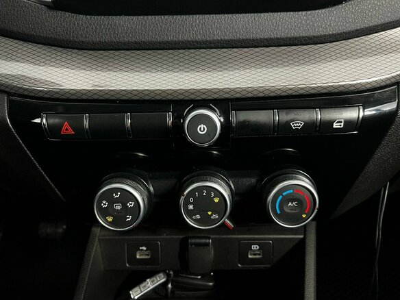 2024 Lada (ВАЗ) Vesta SW I Рестайлинг (NG), белый, 1295000 рублей - вид 23