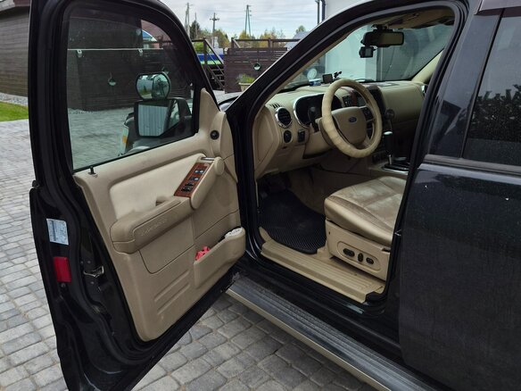 2008 Ford Explorer IV, чёрный, 995000 рублей - вид 12