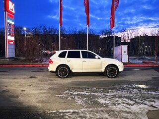 2007 Porsche Cayenne Turbo I Рестайлинг (957), белый, 2500000 рублей, вид 3