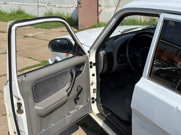 2000 ГАЗ 3110 «Волга», белый, 135000 рублей - вид 9