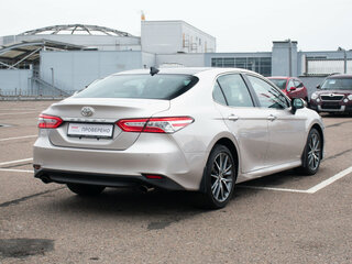 2022 Toyota Camry VIII (XV70) Рестайлинг, серый, 3680000 рублей, вид 5