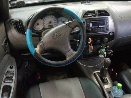 2010 Chery Tiggo (T11) I, чёрный, 165000 рублей, вид 5