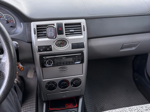 2008 Lada (ВАЗ) Priora I, серебристый, 365000 рублей - вид 28