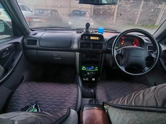 2001 Subaru Forester I Рестайлинг, серый, 500000 рублей - вид 13