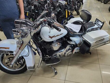 2007 Harley-Davidson Road King, белый, 750000 рублей, вид 5