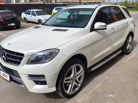2013 Mercedes-Benz M-Класс 350 CDI III (W166), белый, 2650000 рублей, вид 1