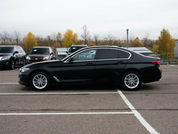 2021 BMW 5 серии 520d VII (G30/G31/G38) Рестайлинг, чёрный, 4277000 рублей - вид 7