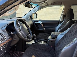 2018 Toyota Land Cruiser Prado 150 Series Рестайлинг 2, чёрный, 5990000 рублей, вид 5