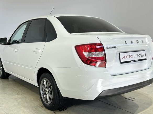 2023 Lada (ВАЗ) Granta I Рестайлинг, белый, 790000 рублей - вид 5