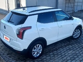 2020 SsangYong Tivoli I Рестайлинг, белый, 1900000 рублей, вид 3