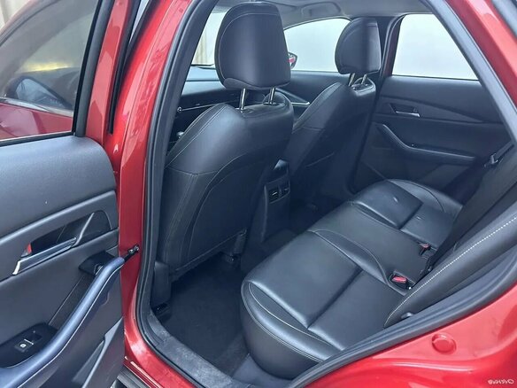 2022 Mazda CX-30 I, красный, 1550000 рублей - вид 8