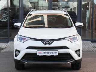 2017 Toyota RAV4 IV (XA40) Рестайлинг, белый, 2229000 рублей, вид 2