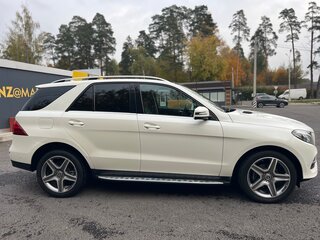 2017 Mercedes-Benz GLE 350 d I (W166), белый, 5050000 рублей, вид 3