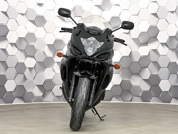 2010 Suzuki GSX 1250 FA, чёрный - вид 4