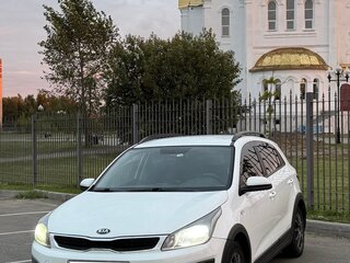 2017 Kia Rio X-Line IV, белый, 1100000 рублей, вид 1
