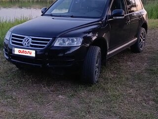 2005 Volkswagen Touareg I, чёрный, 1200000 рублей, вид 1