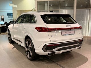 2025 Audi Q5 40 TFSI III (GU), белый, 7649000 рублей, вид 5