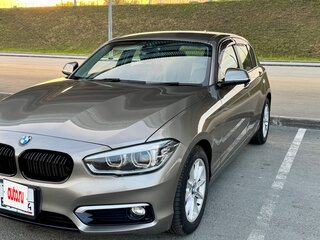 2015 BMW 1 серии 118i II (F20/F21) Рестайлинг, серый, 1550000 рублей, вид 1