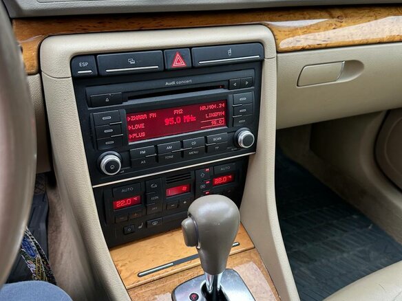 2007 Audi A4 III (B7), красный, 555000 рублей - вид 12