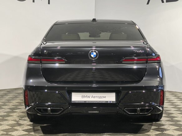 2025 BMW 7 серии 760i xDrive VII (G70), чёрный - вид 4