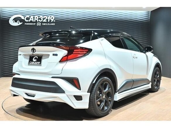 2023 Toyota C-HR I Рестайлинг, белый - вид 9