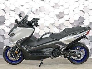 2017 Yamaha TMAX, серебристый, 979000 рублей, вид 4