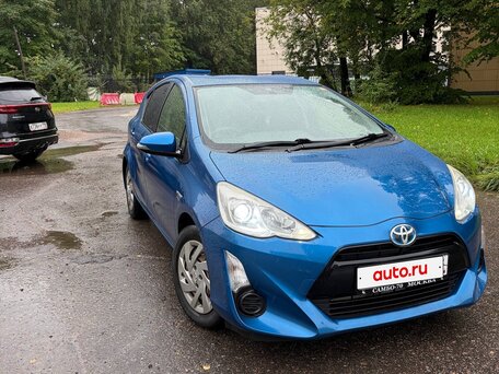 2015 Toyota Aqua I Рестайлинг, синий, 749999 рублей, вид 2