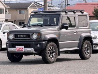 2023 Suzuki Jimny Sierra IV, серый, 1800000 рублей, вид 1
