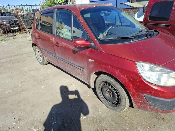 2005 Renault Scenic II, красный, 250000 рублей - вид 1