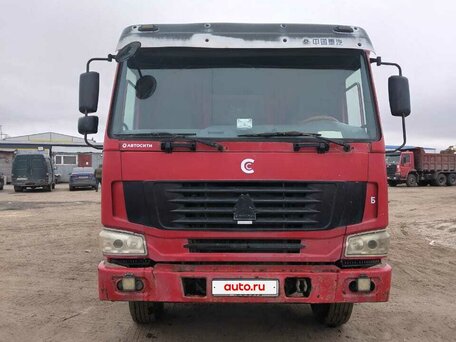 2007 Sinotruk Howo ZZ3327, красный, 1035000 рублей, вид 5