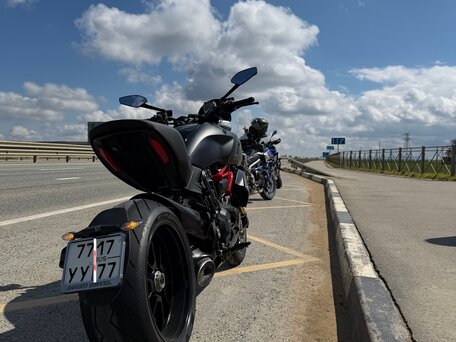 2021 Ducati Diavel 1260 S, красный, 2100000 рублей, вид 3