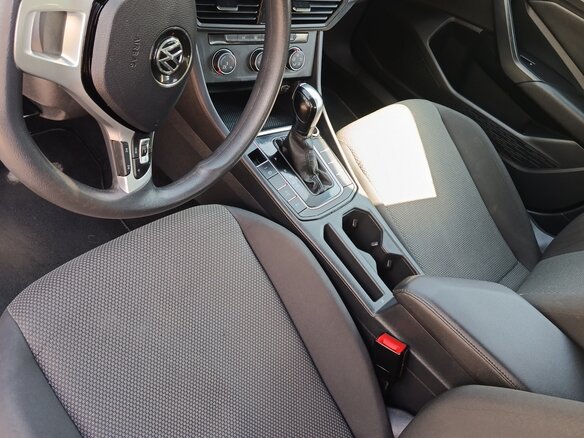 2019 Volkswagen Jetta 6-speed VII, синий, 1440000 рублей - вид 6