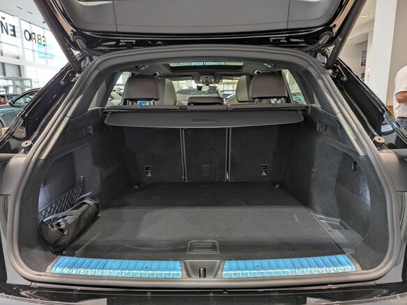 2026 Audi Q5 40 TDI III (GU), чёрный, 8990000 рублей - вид 30