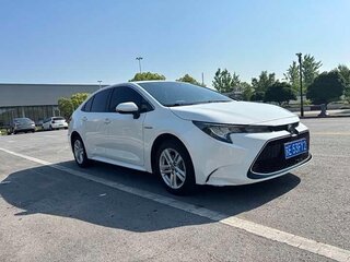 2022 Toyota Corolla Sporty XII (E210), белый, 1510000 рублей, вид 3