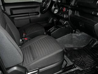2022 Suzuki Jimny IV, чёрный, 4000000 рублей, вид 5