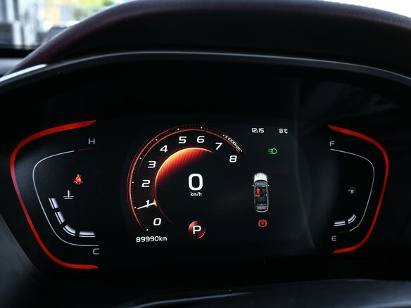 2022 Geely Coolray I, серый, 1775000 рублей - вид 12