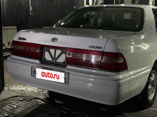 1995 Toyota Crown X (S150), белый, 630000 рублей, вид 3