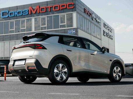 2026 Changan Qiyuan Q05 51.9 kWh II, серебристый, 2390000 рублей, вид 5