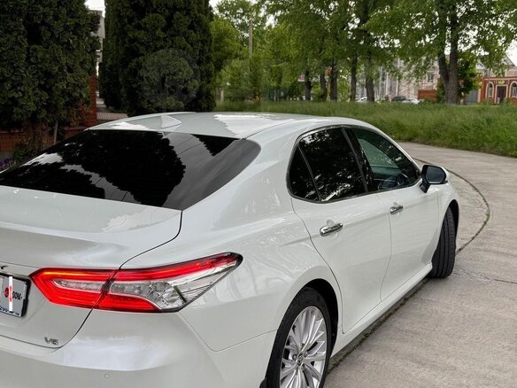 2020 Toyota Camry VIII (XV70), белый, 2450000 рублей - вид 7