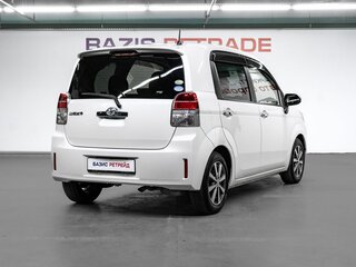 2019 Toyota Spade, белый, 1380000 рублей, вид 5