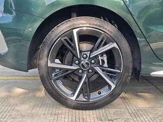 2022 Audi A3 Sportback 35 TFSI IV (8Y), зелёный, 2690000 рублей, вид 5