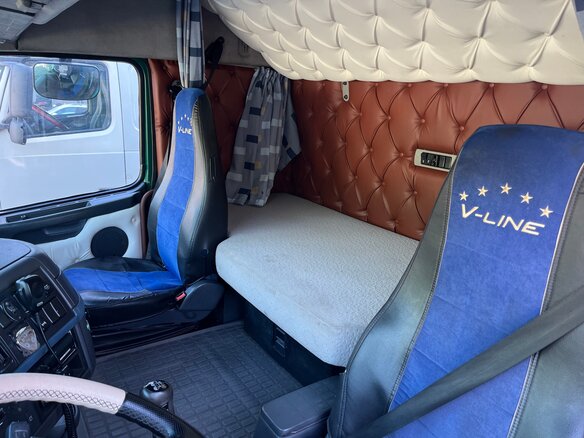 2007 Volvo FH, зелёный, 2450000 рублей - вид 6