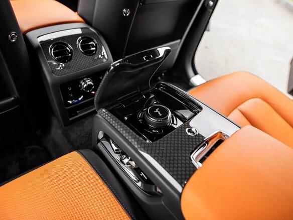 2023 Rolls-Royce Ghost Black Badge II (Series I), чёрный, 33000000 рублей - вид 18