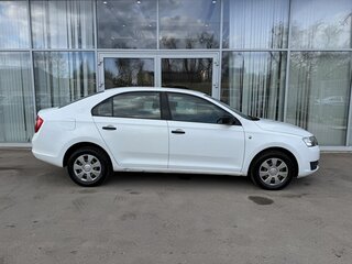 2015 Skoda Rapid I, белый, 703000 рублей, вид 4