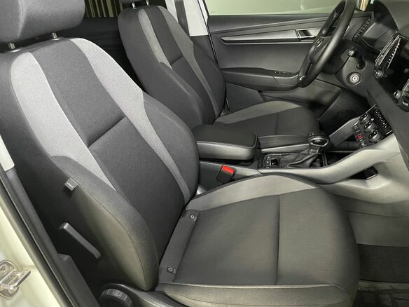 2020 Skoda Karoq DSG6 I, белый, 2350000 рублей - вид 9