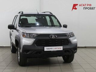 2025 Lada (ВАЗ) Niva Travel I, серебристый, 1370000 рублей, вид 3