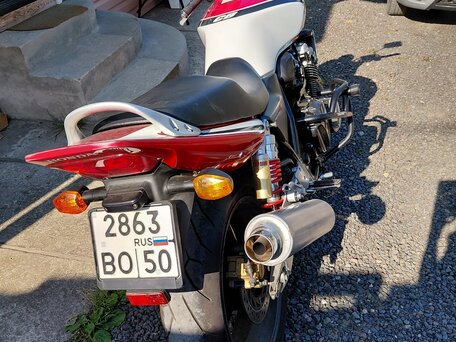 2005 Honda CB 400 Super Four, красный, 400000 рублей, вид 4