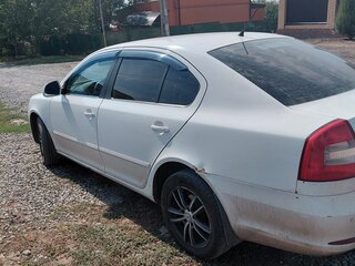 2012 Skoda Octavia II (A5) Рестайлинг, белый, 690000 рублей, вид 4