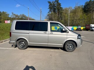 2010 Volkswagen Multivan T5 Рестайлинг, бежевый, 1700000 рублей, вид 3