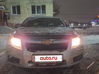 2010 Chevrolet Cruze I, серебристый, 700000 рублей, вид 1